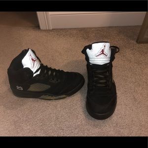 Jordan Retro 5 Metallic Silver Black Red